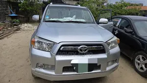 Toyota 4-Runner Limited 4WD 2011 Silver