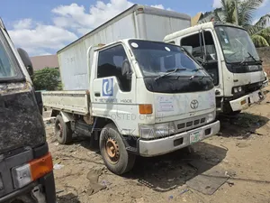 Toyota Dyna 100 Rigid Truck - An Yi Rijista