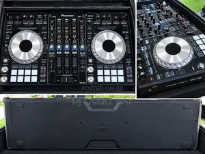 Pioneer DDJ-SZ DJ Controller