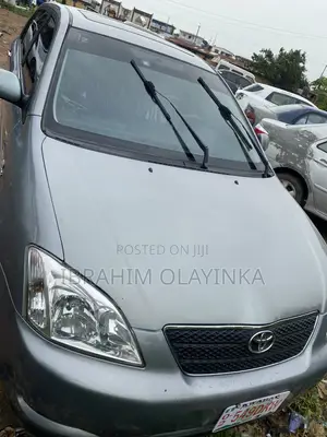 Toyota Corolla LE 2005 Blue
