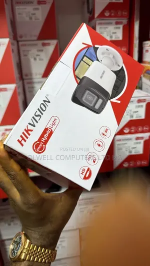 Hikvision 2MP Kamara Mai Hasken Wuta Mai Wayo Na Waje Da Sauraro