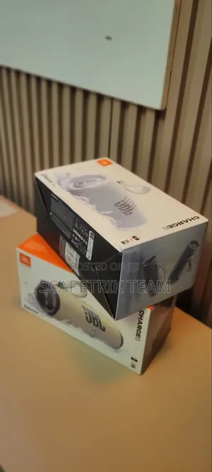 JBL Charge 6 Speaker