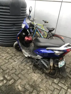 Kymco 2013 Scooter - Blue