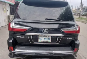 Lexus LX 570 2010 Black