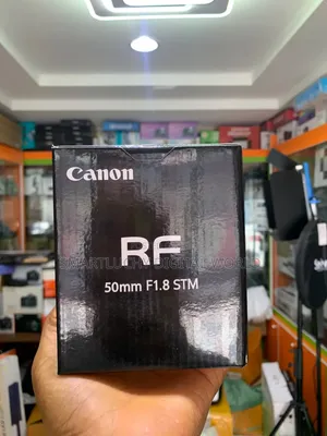 Canon RF 50mm f/1.8 STM Lens
