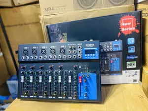7-Channel Professional Mixing Console tare da Bluetooth & USB