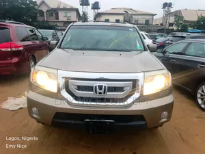 2011 Honda Pilot EX-L SUV Gold