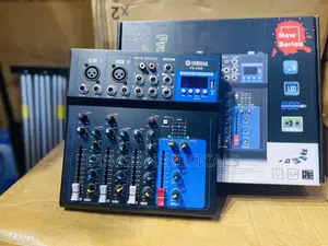Yamaha 4-Channel Analog Mixer tare da Bluetooth & USB
