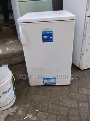 Zanussi Firij Mai Kofofi Biyu - Yana Aiki