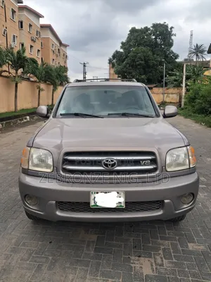 Toyota Sequoia Limited 4WD SUV ta 2004
