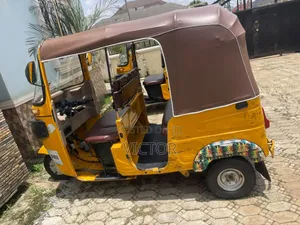 Bajaj RE 2024 Yellow Keke