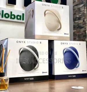 Harman Kardon Onyx Studio 8 Mai Ɗaukarwa ta Bluetooth