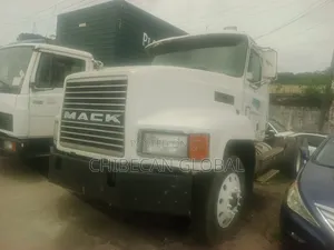 Mack CH Truck Head - Tayoyin 10 (Foreign Used)