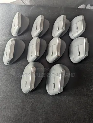 Logitech MX Vertical Ergonomic Mouse Mai Sake Caji (An Riga An Yi Amfani Dashi)