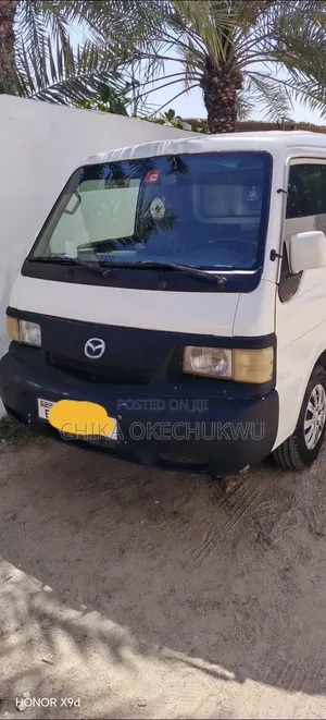 Mazda E2000 2003 Fari