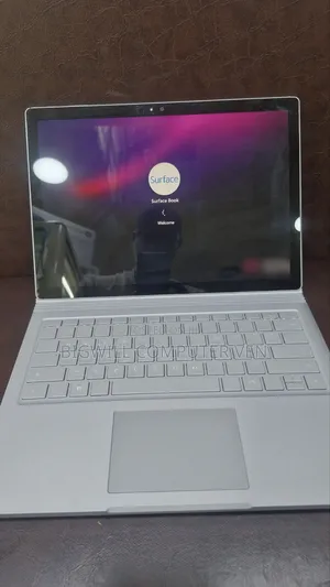 Microsoft Surface Book 14" Intel Core i7 8GB RAM 256GB SSD