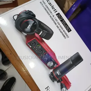 M-Audio Scarlett 2i2 (3rd Gen) Soundcard Bundle