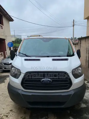 Ford Transit 150 Van 2018 White