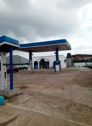 Filin Mai Mai Tsarki a Ibadan Don Siyarwa
