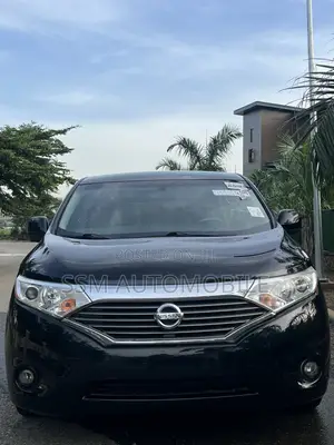 Nissan Quest SV Minivan na 2015
