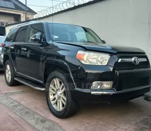 2014 Toyota 4-Runner Black