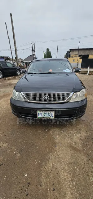 2002 Toyota Avalon XLS Sedan