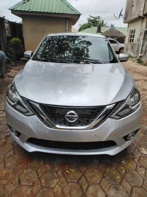 Nissan Sentra S 2017 Launin Azurfa
