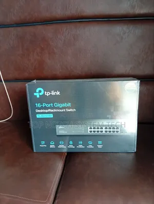 TP-Link TL-SG1016D 16-Port Gigabit Desktop/Rackmount Switch