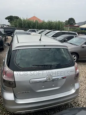 2008 Toyota Matrix XR Hatchback FWD