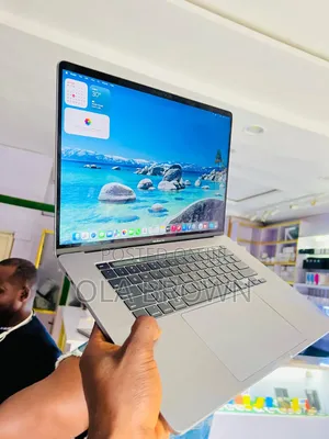 Apple MacBook Pro 2019 16GB Intel Core i7 512GB SSD