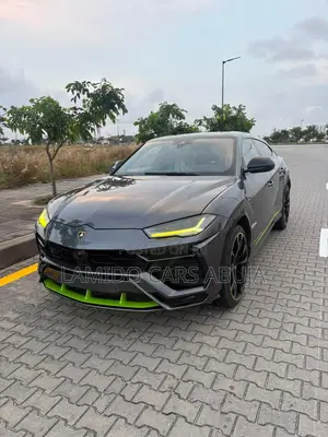 2021 Lamborghini Urus Base SUV