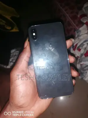 Apple iPhone X 64GB Black