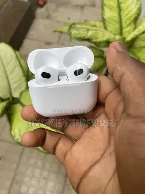 Apple AirPods 3 da Akwati