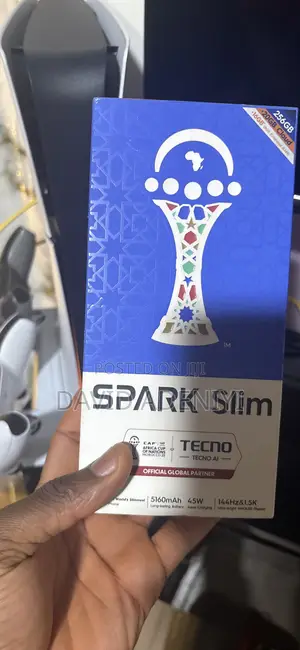 Tecno Spark Slim 256GB Baki