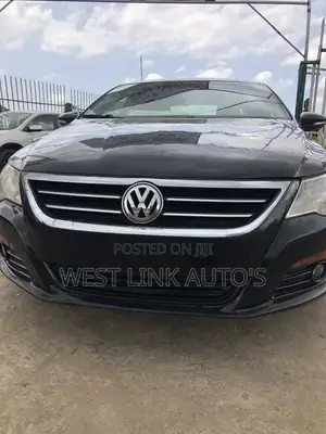 Volkswagen Passat S 2013
