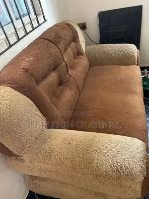Home Interiors kujerun zama guda biyu da guda daya