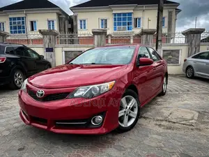 2014 Toyota Camry SE 2.5L Red Foreign Used