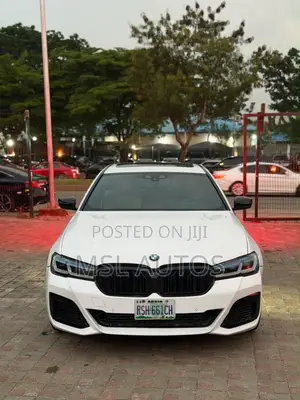BMW 540i 2019 Fari