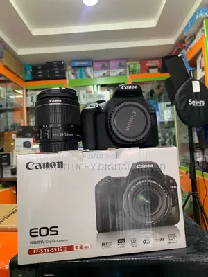 Canon EOS 1300D/4000D tare da 18-55mm IS III Kit