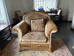 Luxury Classic Sofa Set - Zinare & Brown