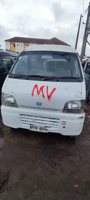 Suzuki Every 2005 Fari