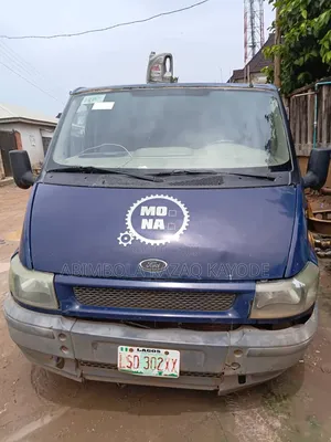 Ford Transit 1998 Ja mai launin Blue