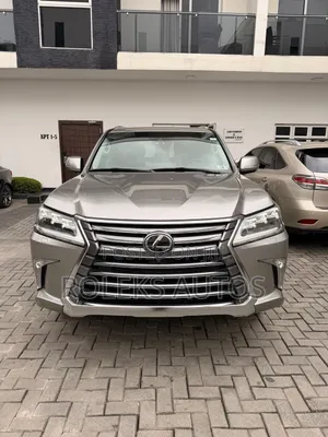 Lexus LX 570 AWD 2021 Gold