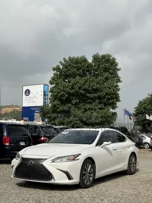 2019 Lexus ES 350 Luxury FWD White