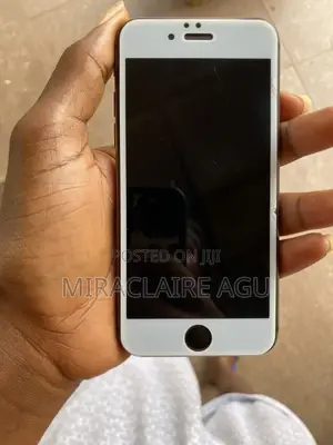 Apple iPhone 8 64GB Baki