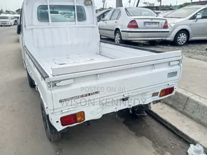 Daihatsu Hijet 2005 White Pickup Truck