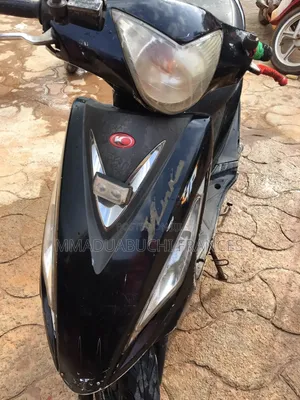 Kymco Agility 125 Scooter 2022 - Black