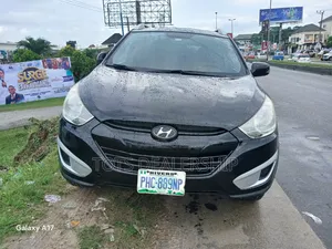 Hyundai Tucson Limited AWD 2011