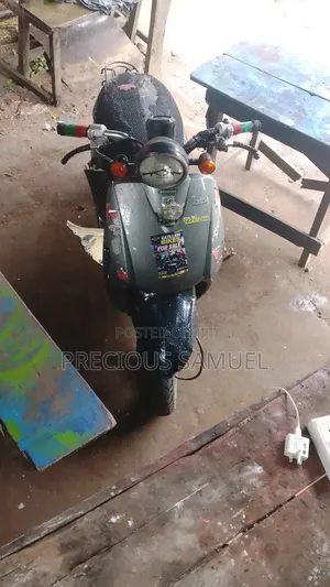 Honda Today Scooter 2015 Brown