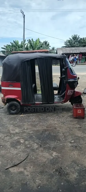 TVS King Cargo 2018 Baki
